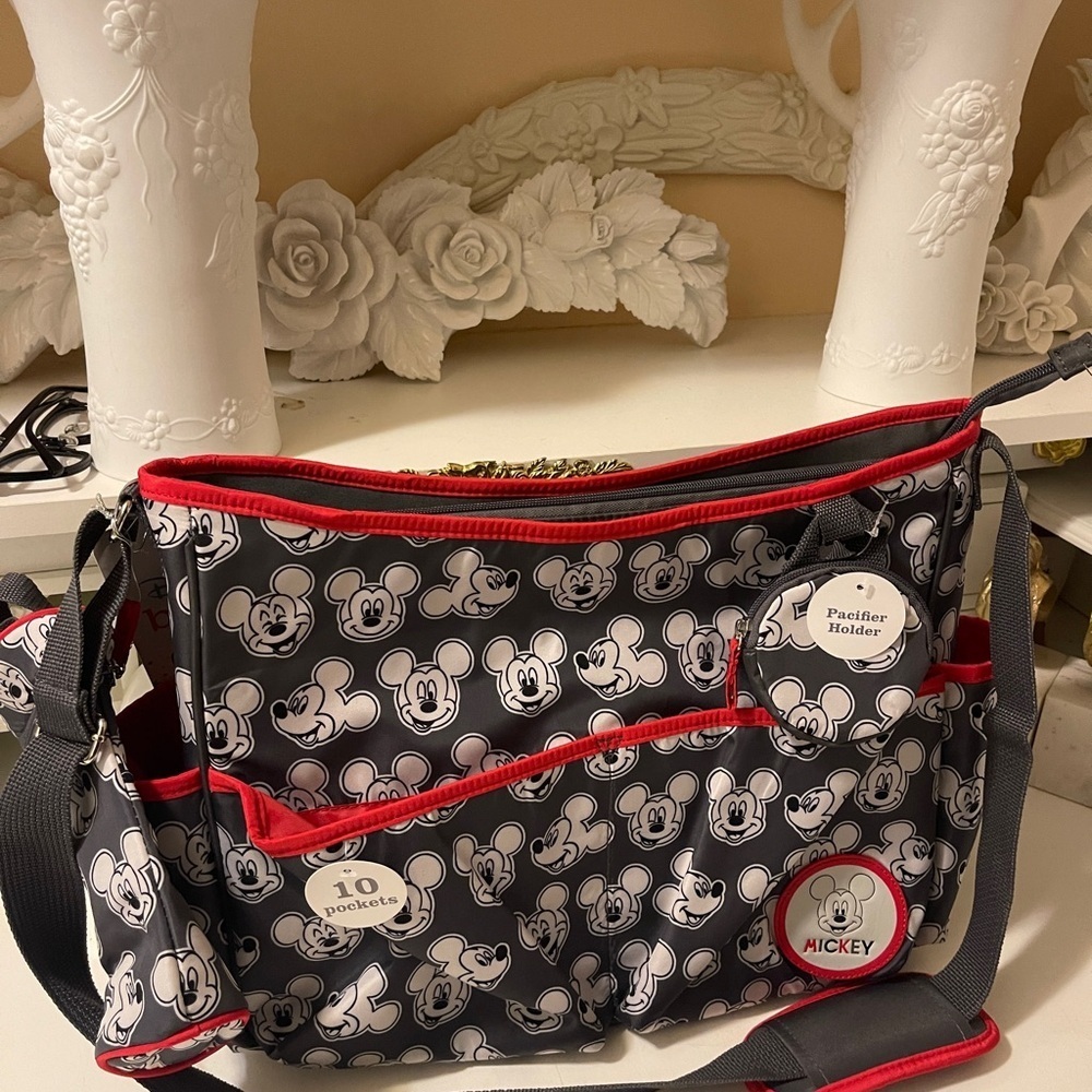 Disney Mickey Toss Print Satchel Wet Pack Changing Pad 
Pacifier& Bottle Holder - Picture 11 of 16